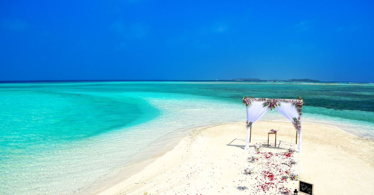 beach elopement Hurghada